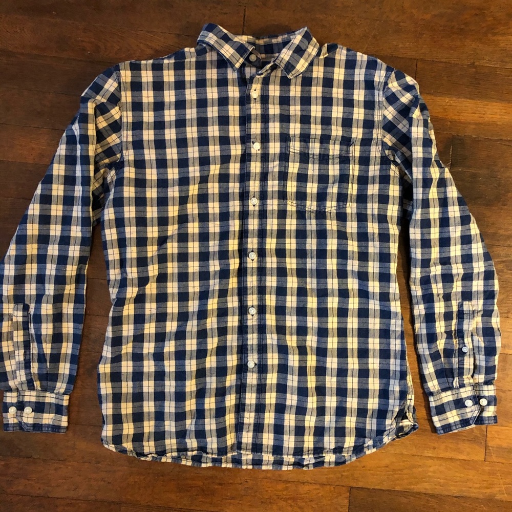 Banana Republic Button-Down